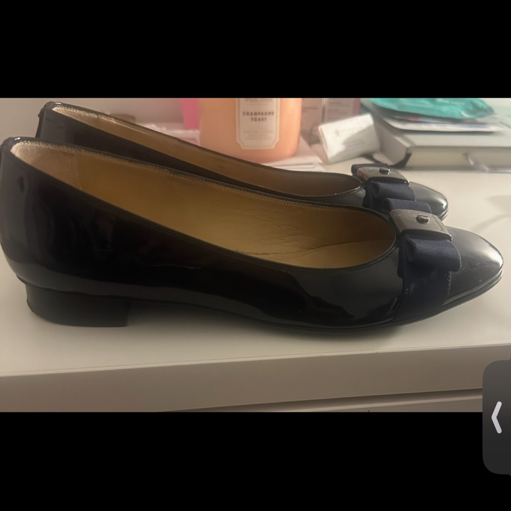 Elegant Russel & Bromley Navy Blue Bow Flats